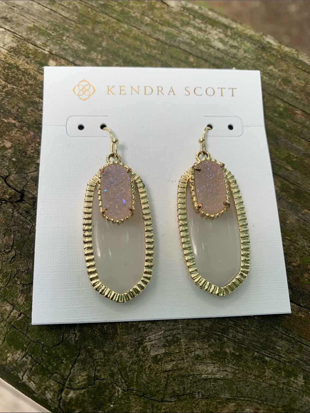 NWT Kendra Scott Pink Druzy and Gray Darby Gold Frame Earrings